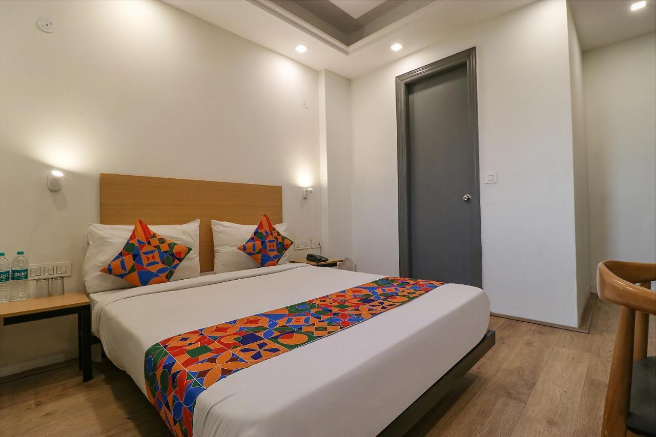 Fabhotel The Chaitanyas Rohini Sec 18 Delhi  Eksteriør bilde
